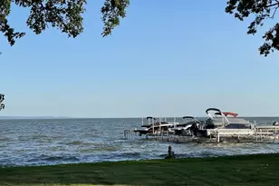 957 Brighton Dr, Menasha, WI 54952 - Photo 76