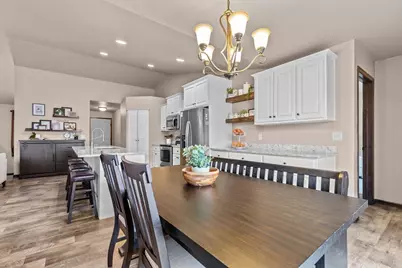 3434 Tulip Trail, Appleton, WI 54913 - Photo 12