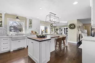 3075 Ridgeway Dr, Neenah, WI 54956 - Photo 16