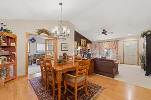 N6007 Westview Dr, Fond du Lac, WI 54937 - Photo 6