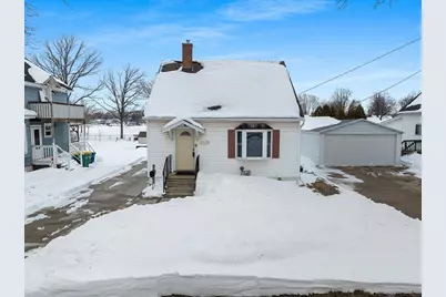 1517 Farlin Street, Green Bay, WI 54302 - Photo 1