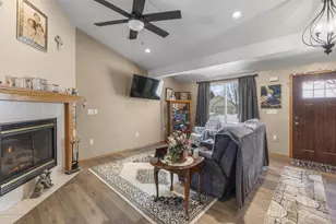 195 Yacoub Ln, Fond du Lac, WI 54935 - Photo 2