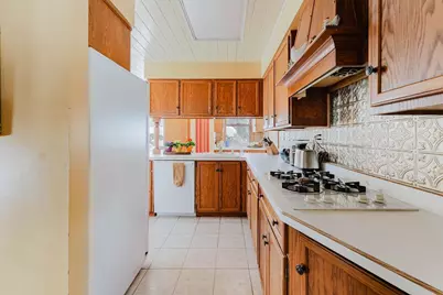 1552 Algoma Boulevard, Oshkosh, WI 54901 - Photo 22