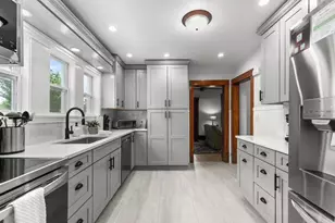 431 E Summer St, Appleton, WI 54911 - Photo 10