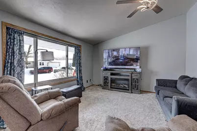 39 Welcome Circle, Appleton, WI 54915 - Photo 6