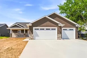 1617 Founders St, Neenah, WI 54956 - Photo 34