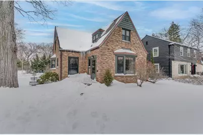 803 W Prospect Avenue, Appleton, WI 54914 - Photo 1