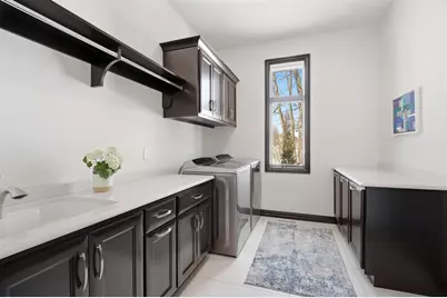 945 Woodcrest Heights Drive, Menasha, WI 54952 - Photo 14