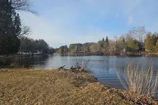 120 Rohrer St, Clintonville, WI 54929 - Photo 2
