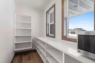 1604 Torchwood Trl, De Pere, WI 54115 - Photo 18