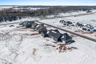 1604 Torchwood Trl, De Pere, WI 54115 - Photo 50