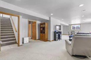 2937 Firethorn Ct, Suamico, WI 54313 - Photo 38