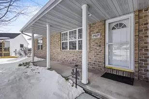 2937 Firethorn Ct, Suamico, WI 54313 - Photo 2