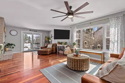 1866 Cliffview Court, Oshkosh, WI 54901 - Photo 8