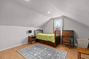 1009 Jefferson St, Oshkosh, WI 54901 - Photo 16