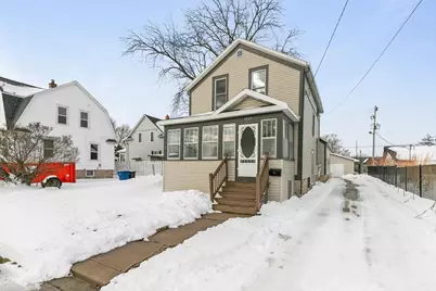 1009 Jefferson Street, Oshkosh, WI 54901 - Photo 2