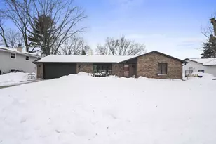 359 Van Caster, Green Bay, WI 54311 - Photo 44