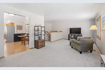 29 Hillock Court, Appleton, WI 54914 - Photo 8