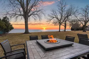 957 Brighton Dr, Menasha, WI 54952 - Photo 4