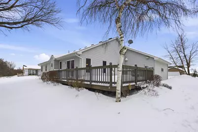 2294 Meadow Heights Circle, Neenah, WI 54956 - Photo 28
