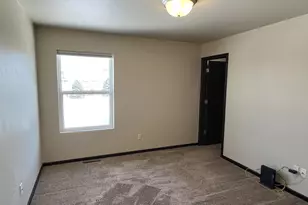 600 Castlestone Ct, Hobart, WI 54155 - Photo 22