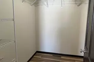 600 Castlestone Ct, Hobart, WI 54155 - Photo 12