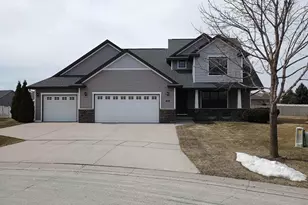 600 Castlestone Ct, Hobart, WI 54155 - Photo 2