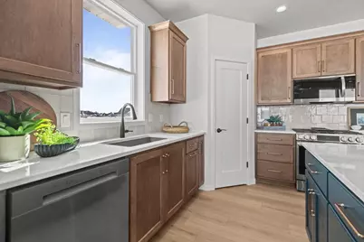 2380 Scheuring Road, De Pere, WI 54115 - Photo 14