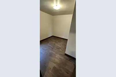 818 N Van Buren Street, Green Bay, WI 54302 - Photo 6