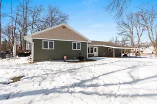 2709 Summerset Cir, Suamico, WI 54173 - Photo 42