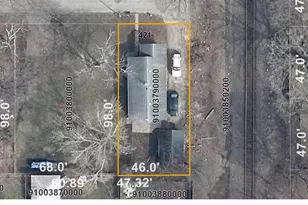 421 Rock Pl, Oshkosh, WI 54901 - Photo 2