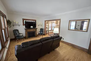 270 Gillett St, Fond du Lac, WI 54935 - Photo 2