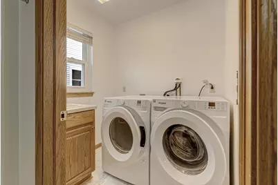 1511 Dickenson Court, Neenah, WI 54956 - Photo 20