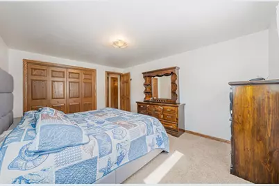 4734 Maple Drive, Green Bay, WI 54313 - Photo 18