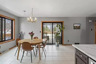 911 S 7th St, De Pere, WI 54115 - Photo 24