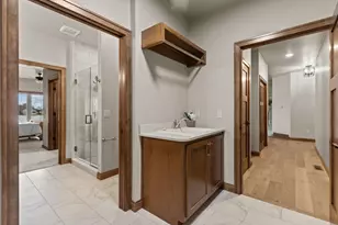 1373 Prairie Lake Cir, Neenah, WI 54956 - Photo 28