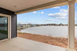 1373 Prairie Lake Cir, Neenah, WI 54956 - Photo 38