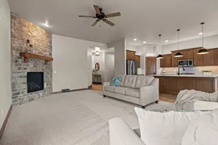 1373 Prairie Lake Cir, Neenah, WI 54956 - Photo 16