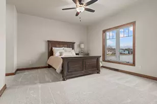 1373 Prairie Lake Cir, Neenah, WI 54956 - Photo 20