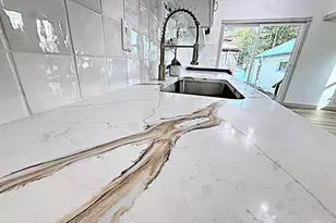 1702 S Perkins St, Appleton, WI 54914 - Photo 10