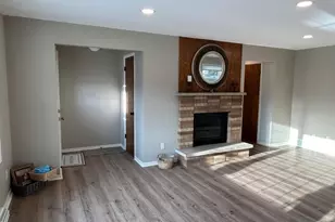 1630 N Birchwood Ave, Appleton, WI 54914 - Photo 6