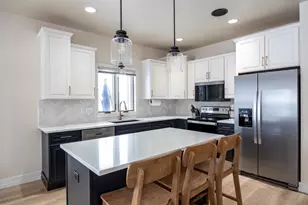 N7834 Edgewater Ct, Sherwood, WI 54169 - Photo 6