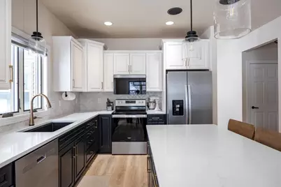 N7834 Edgewater Court, Sherwood, WI 54169 - Photo 8