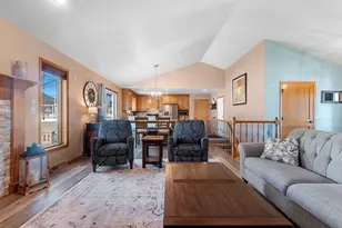 401 Lantern Ln, De Pere, WI 54115 - Photo 12