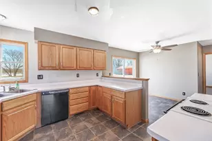 7920 Midway Rd, Lena, WI 54139 - Photo 8