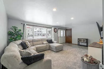 428 Lincoln Street, Seymour, WI 54165 - Photo 2