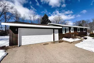 4511 6th St, Menominee, MI 49858 - Photo 32