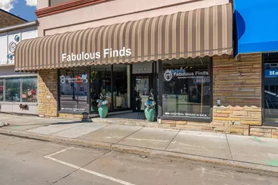 811 Oregon Street, Oshkosh, WI 54902 - Photo 2