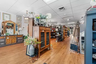 811 Oregon Street, Oshkosh, WI 54902 - Photo 6