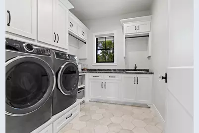 1751 East Shore Circle, Green Bay, WI 54302 - Photo 38